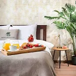 Spacious And Relaxing Appartamento Sofia
