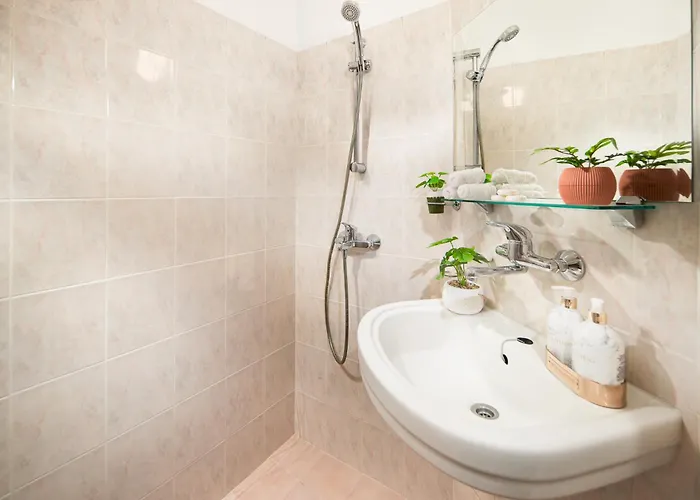 Spacious And Relaxing * סופיה