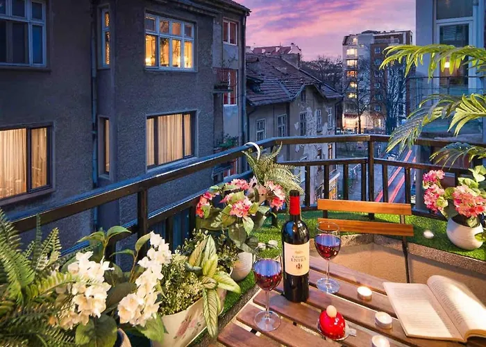 Spacious And Relaxing דירה *